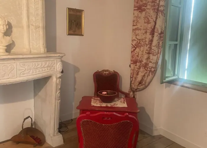 Le Doux Nid La Romantique 3* Saint-Aulaye-Puymangou